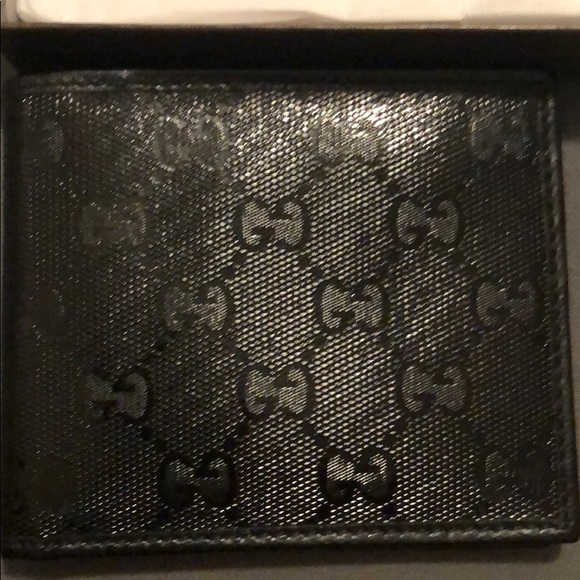 Gucci - Picture 3 of 5